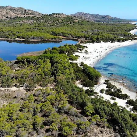 Apartamento With Shared Pool Cala Liberotto