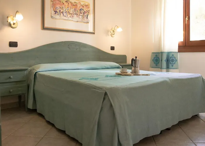 With Shared Pool Apartman Cala Liberotto